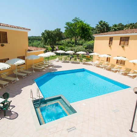 كالا ليبيروتو Residence Cala Viola المظهر الخارجي الصورة