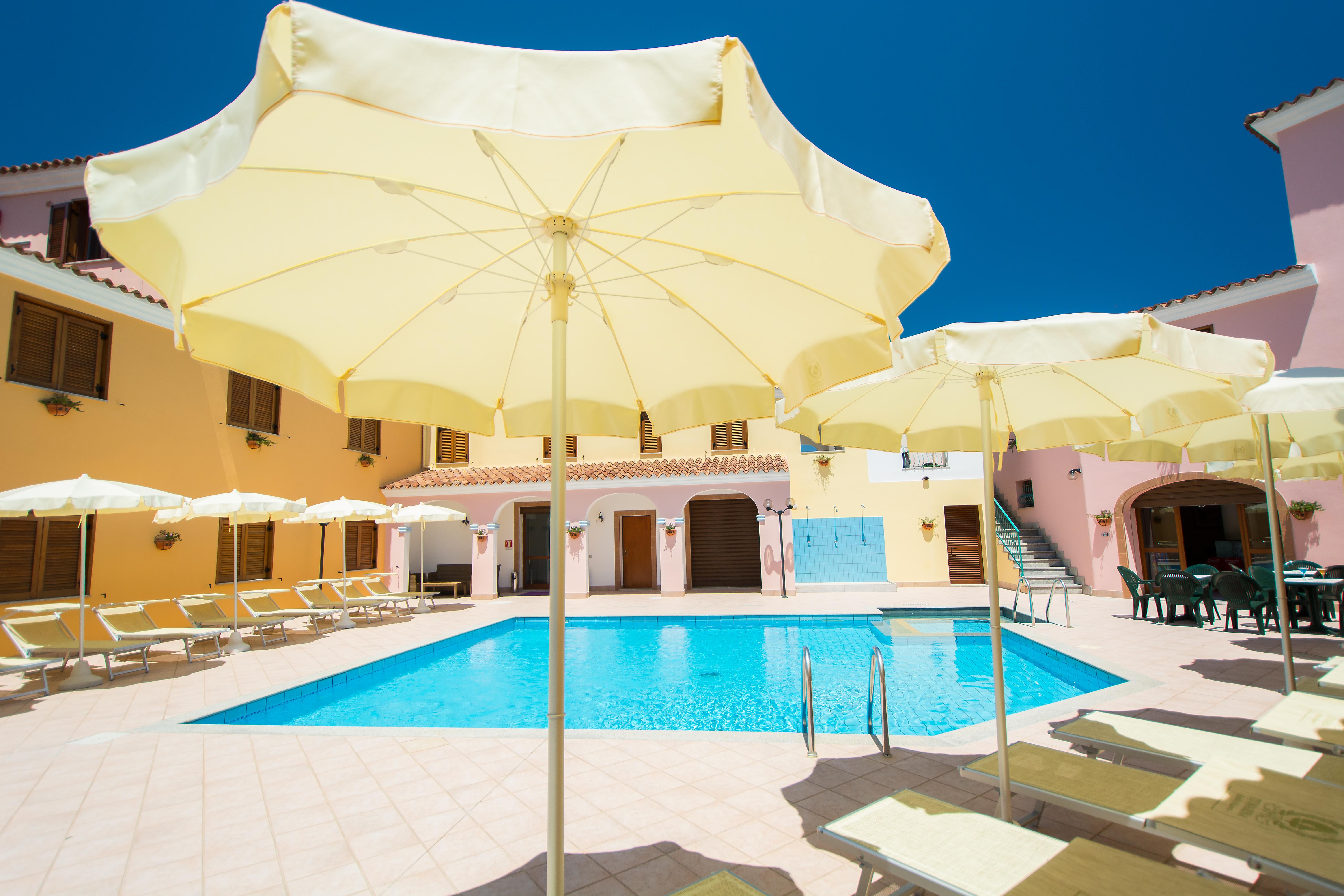 كالا ليبيروتو Residence Cala Viola المظهر الخارجي الصورة