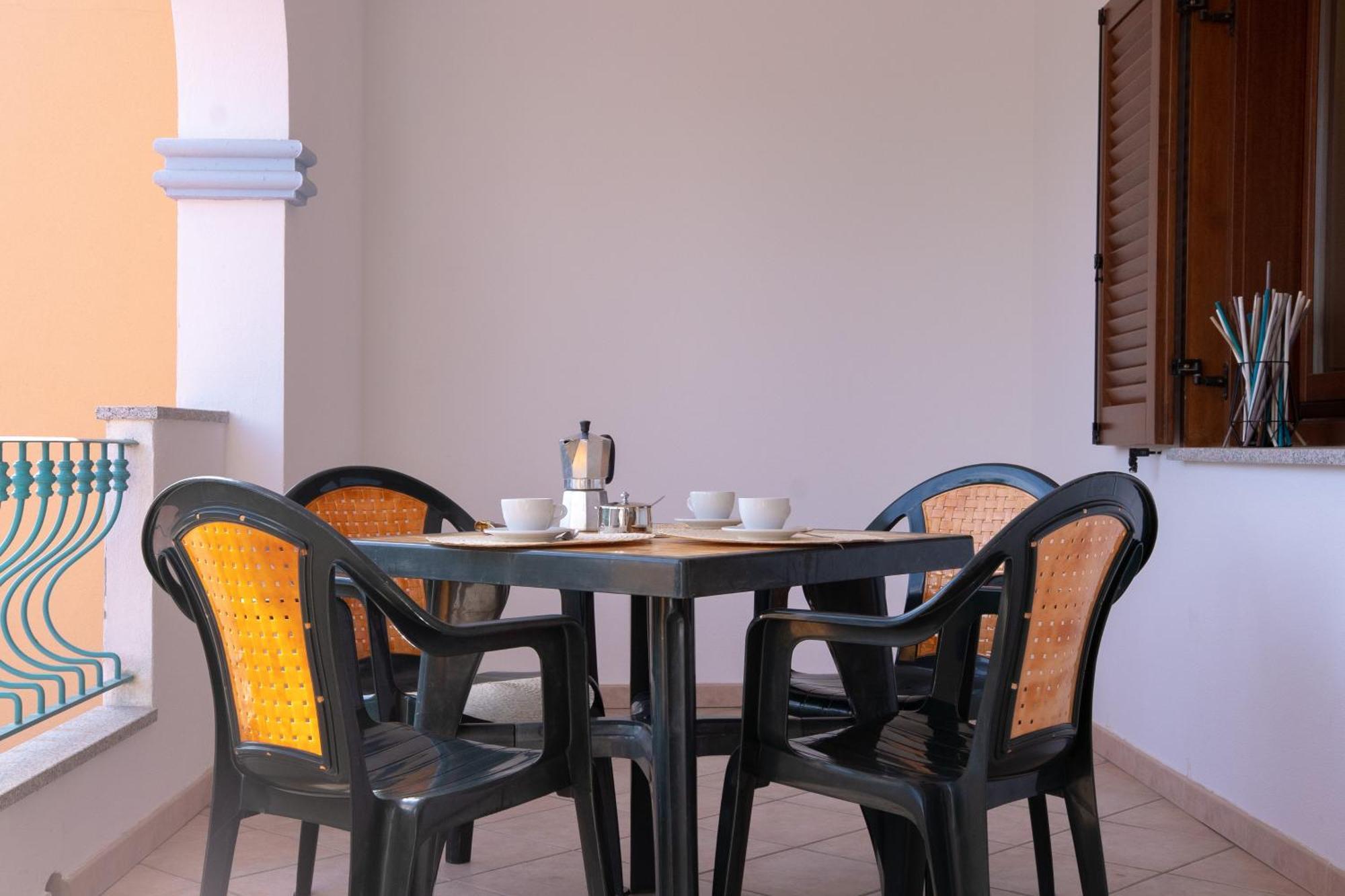 كالا ليبيروتو Residence Cala Viola المظهر الخارجي الصورة