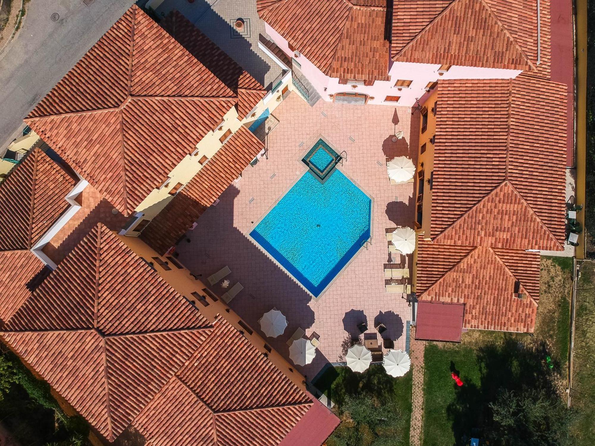 كالا ليبيروتو Residence Cala Viola المظهر الخارجي الصورة
